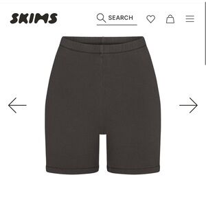 SKIMS Black Bike Shorts - M - Out of Stock Online